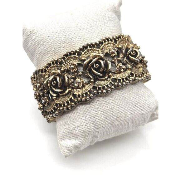 Rare Vintage 1950 Frank Tortolani Rose and Lace Wide Bangle Clamper Bracelet - Picture 3 of 5